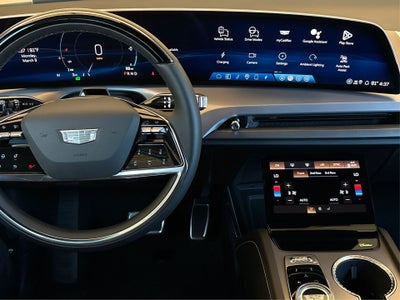 2026 Cadillac VISTIQ Luxury