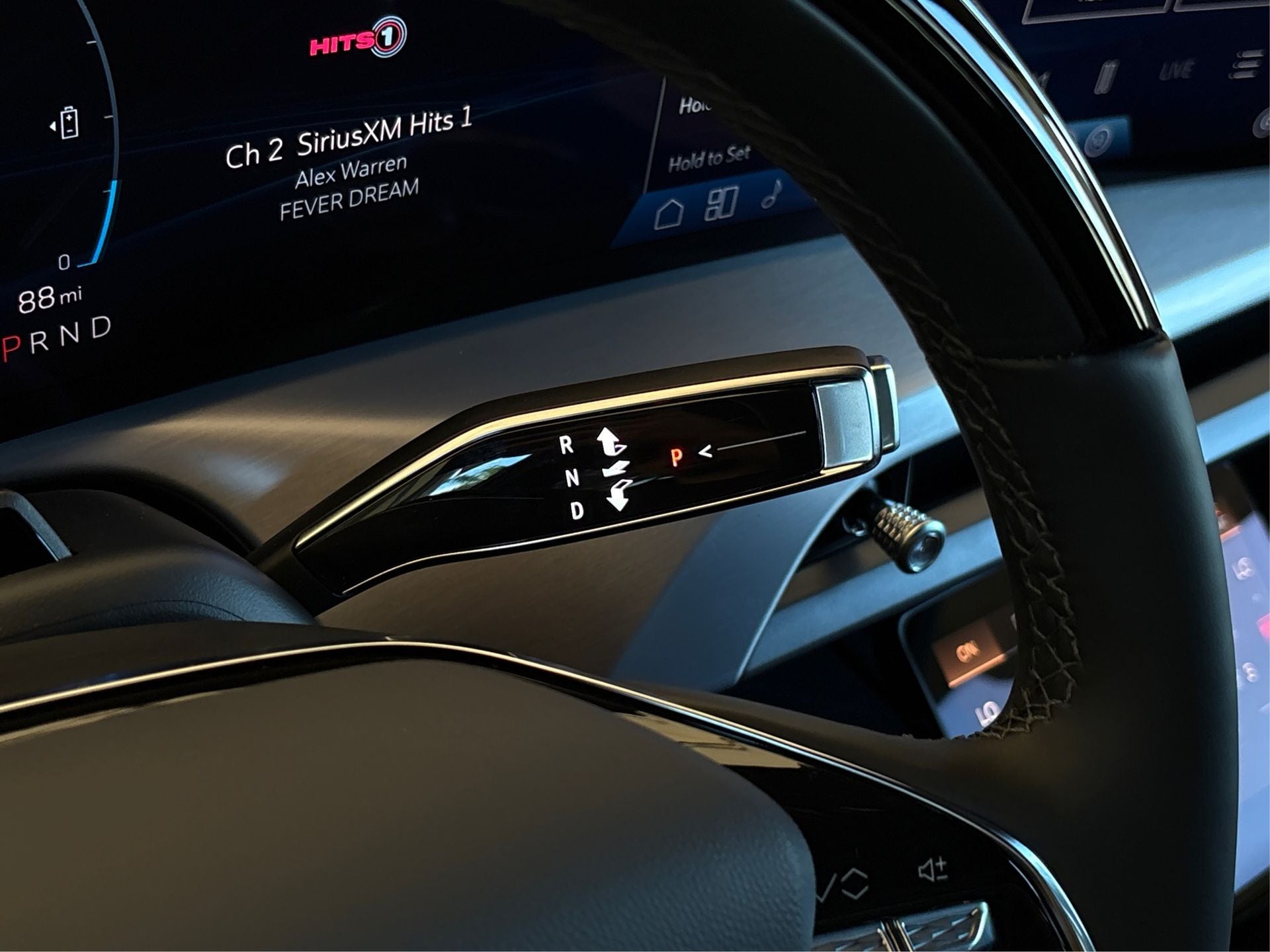 2026 Cadillac VISTIQ Luxury