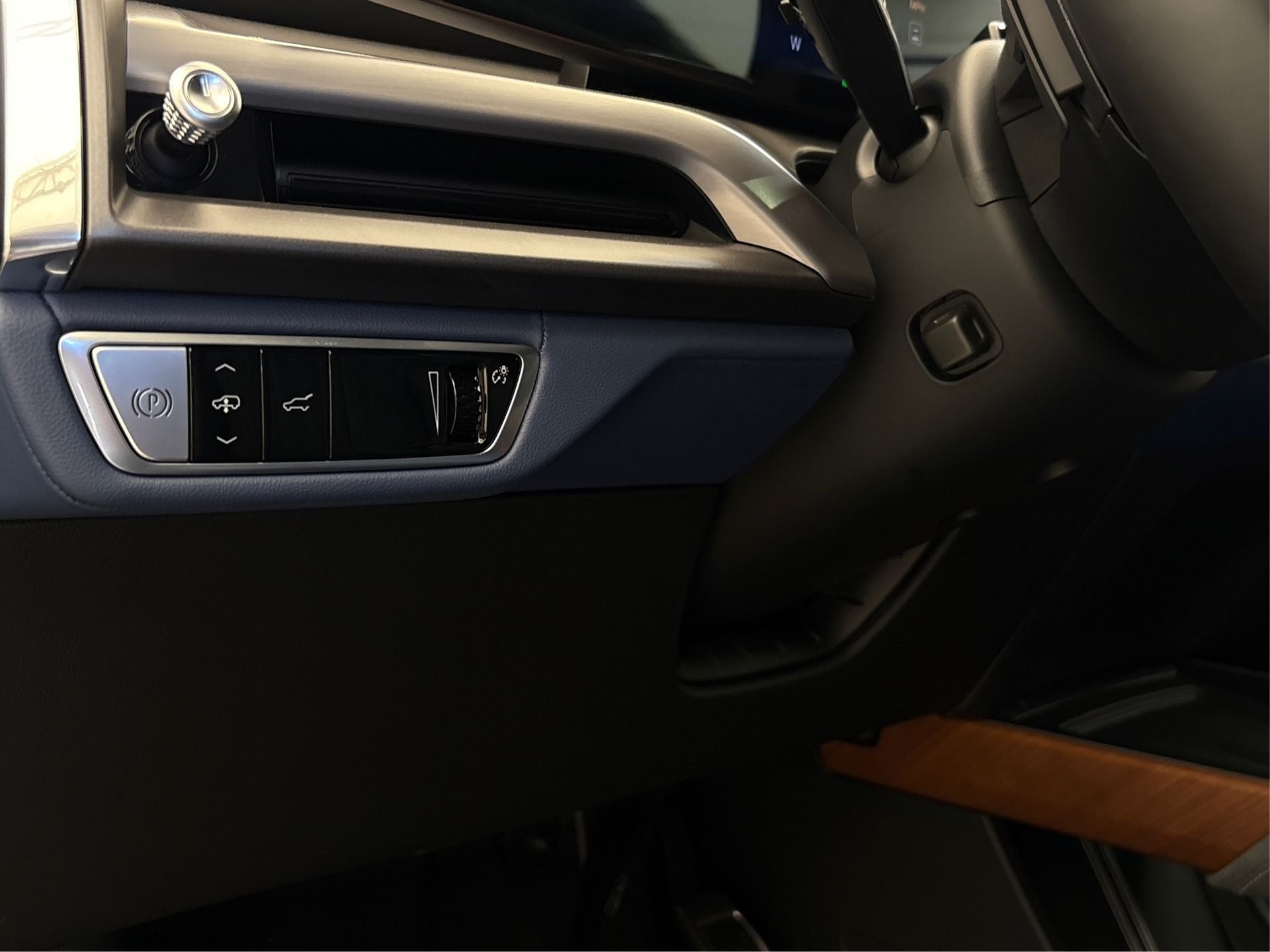 2026 Cadillac VISTIQ Premium Luxury