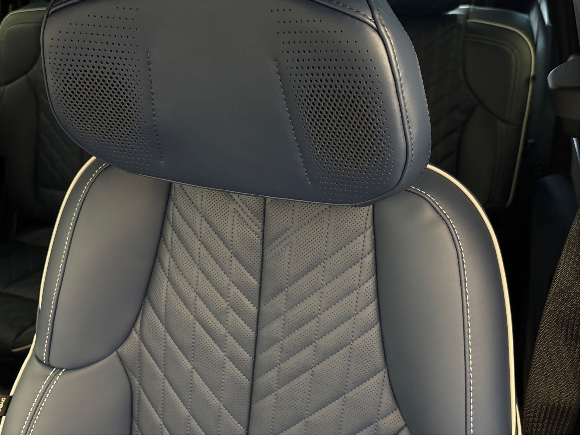 2026 Cadillac VISTIQ Premium Luxury