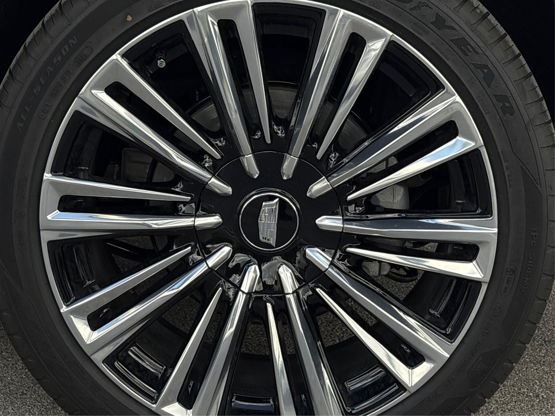 2026 Cadillac VISTIQ Premium Luxury