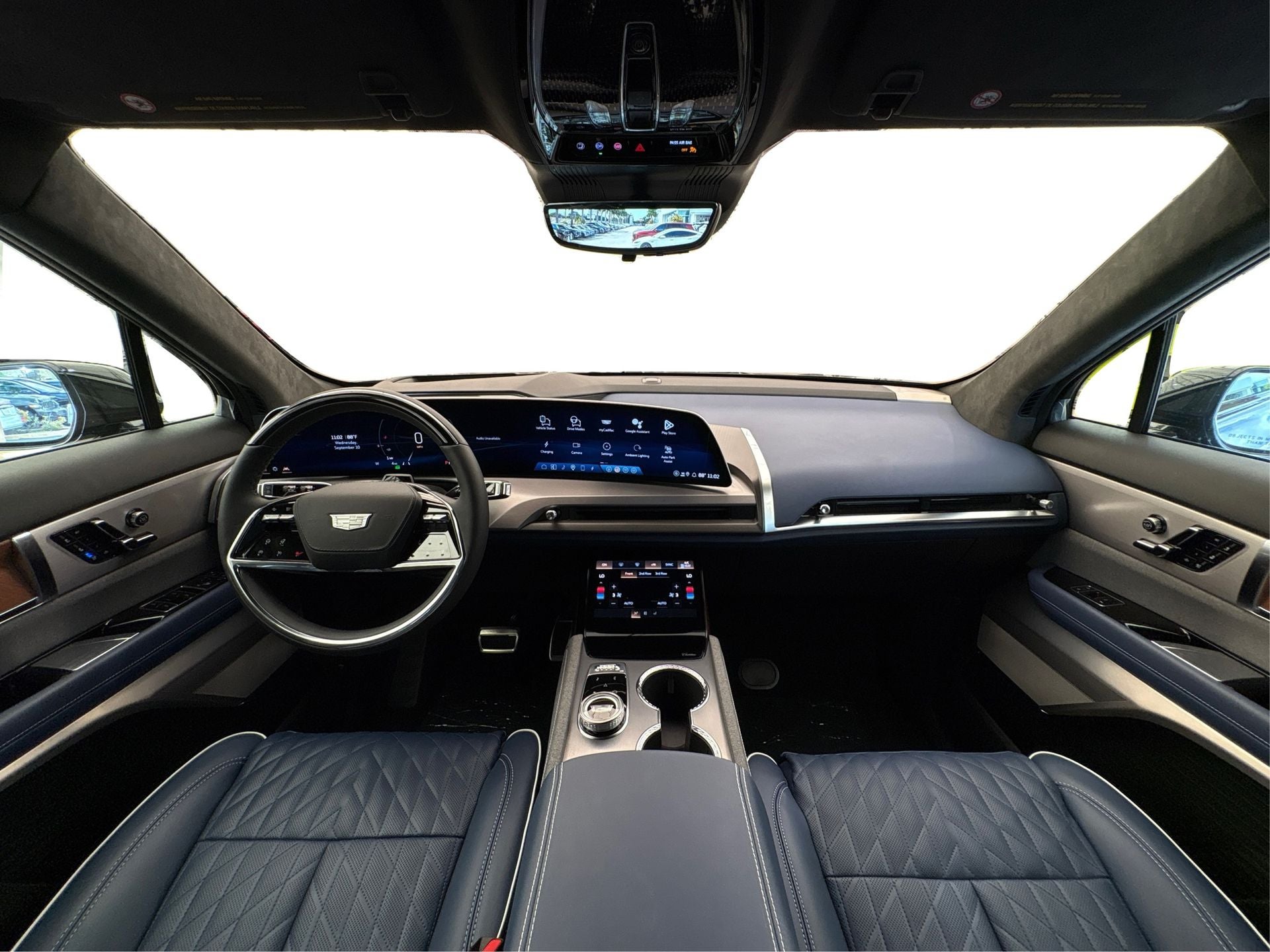 2026 Cadillac VISTIQ Premium Luxury