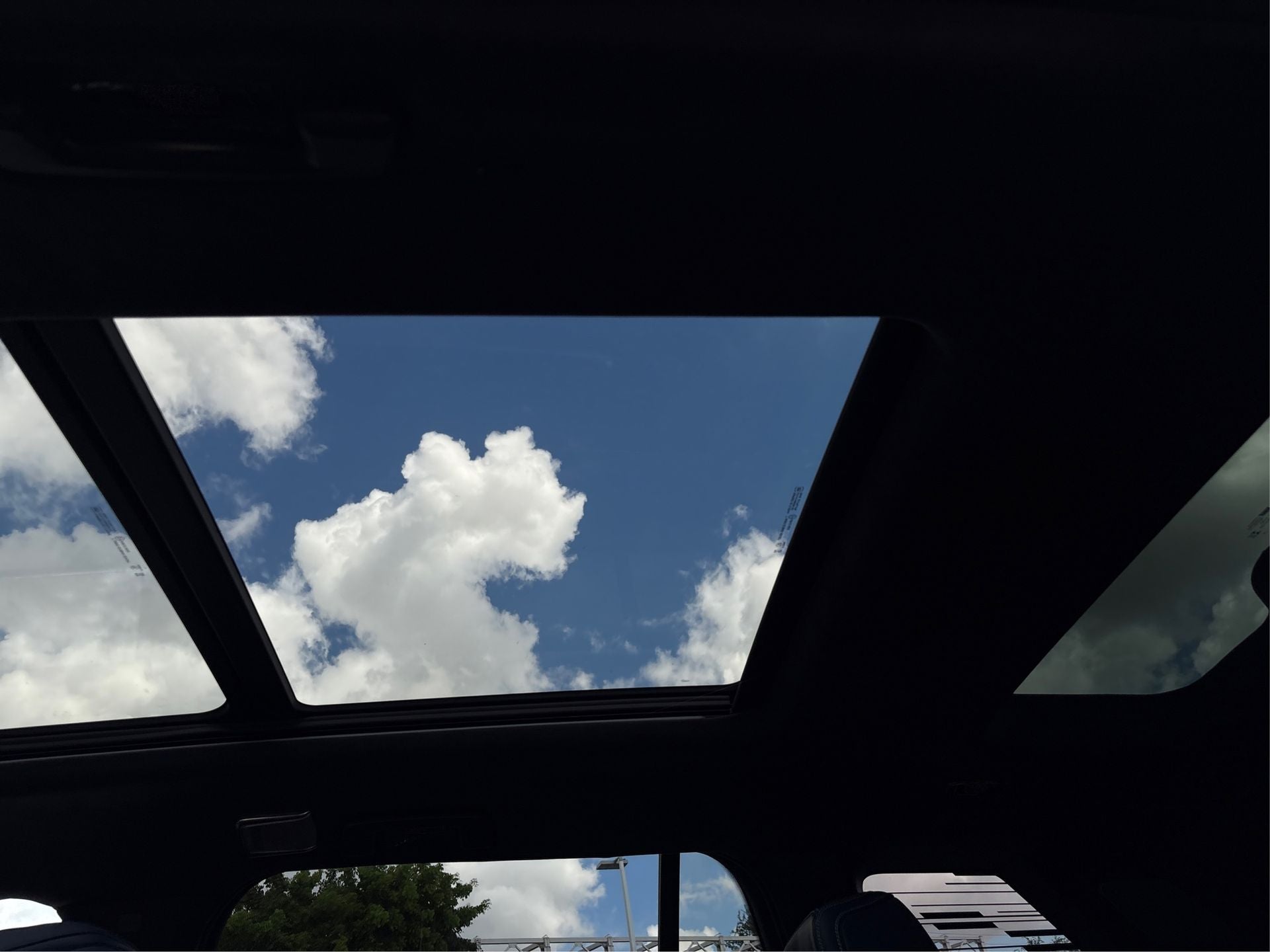 2026 Cadillac VISTIQ Premium Luxury