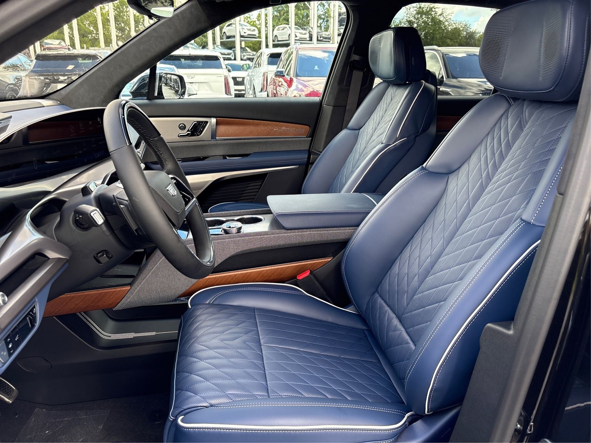 2026 Cadillac VISTIQ Premium Luxury