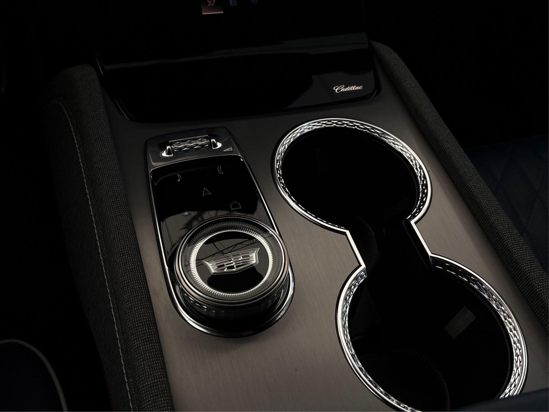 2026 Cadillac VISTIQ Premium Luxury