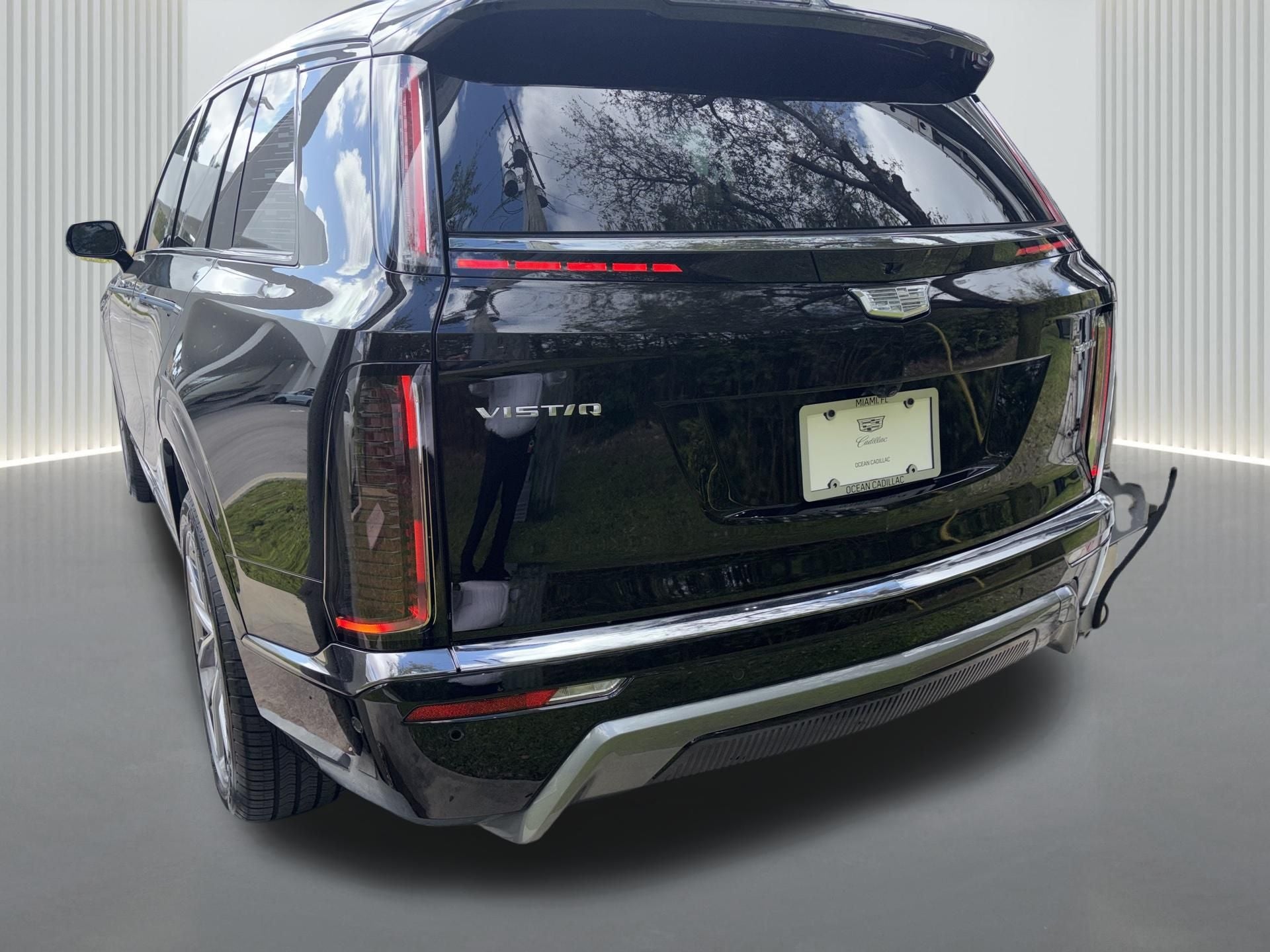 2026 Cadillac VISTIQ Sport