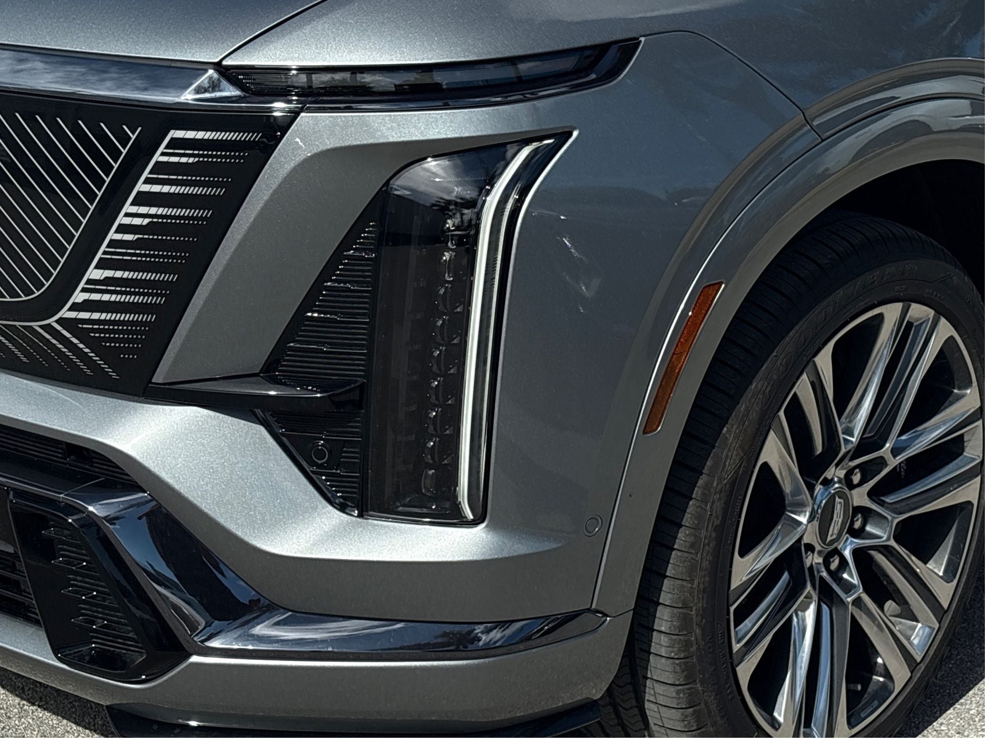2026 Cadillac VISTIQ Platinum