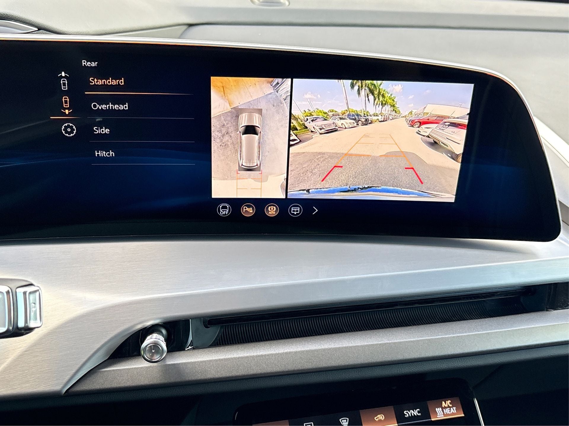 2026 Cadillac VISTIQ Platinum