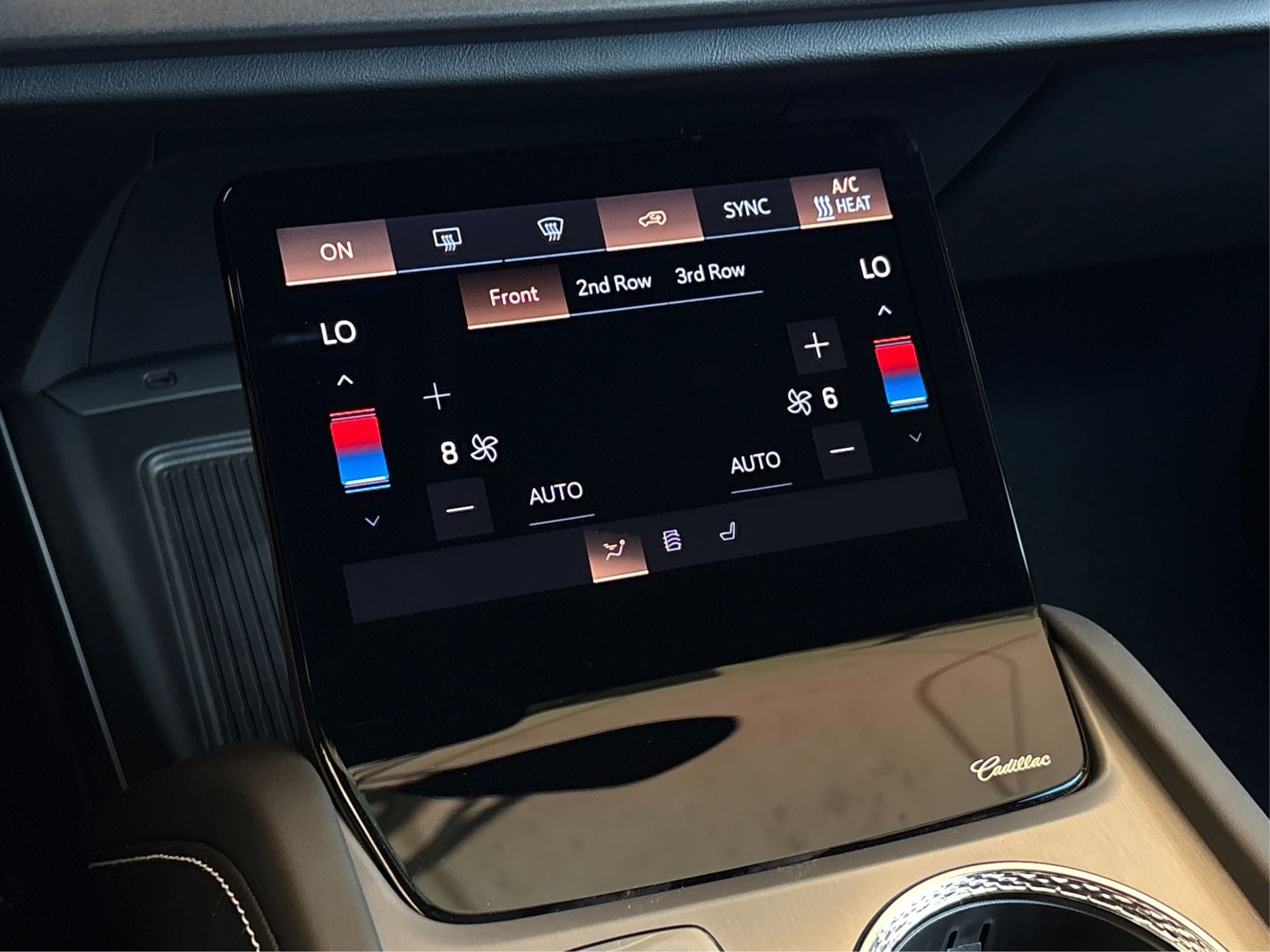 2026 Cadillac VISTIQ Platinum