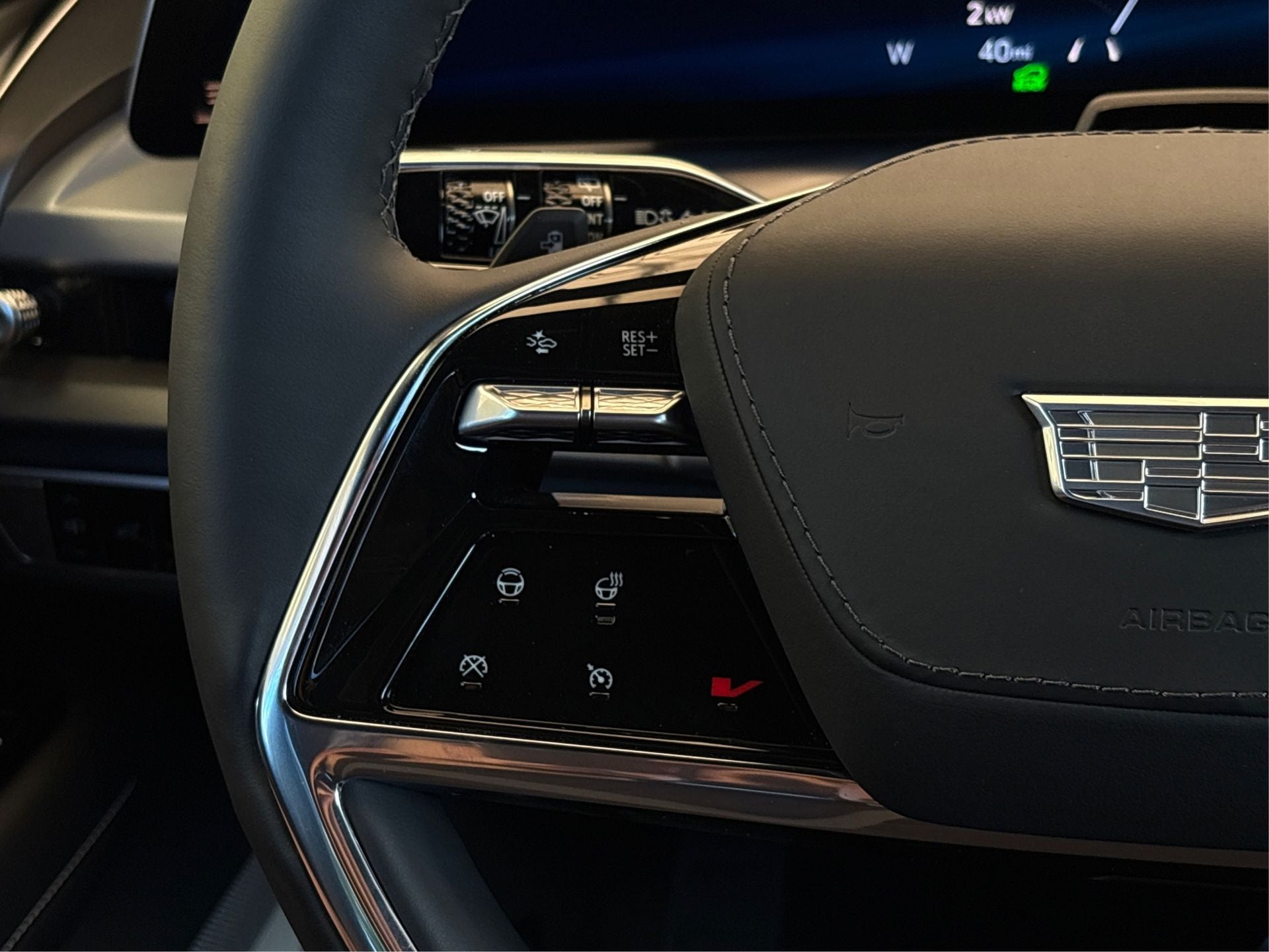 2026 Cadillac VISTIQ Platinum