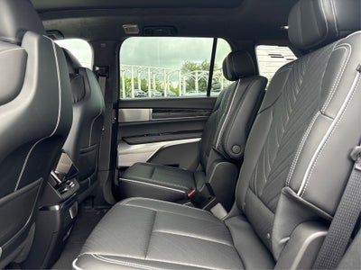 2026 Cadillac VISTIQ Platinum