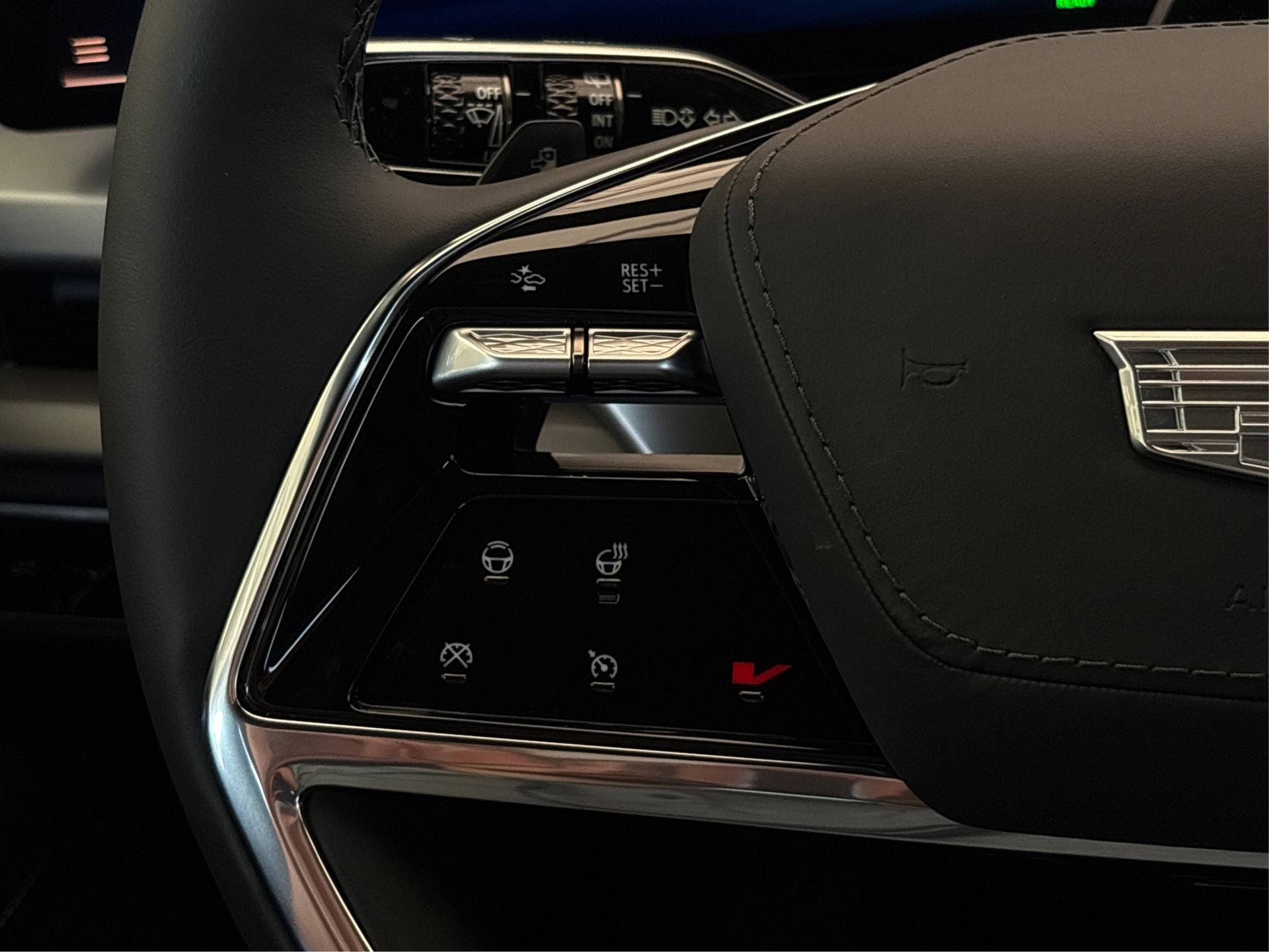 2026 Cadillac VISTIQ Platinum