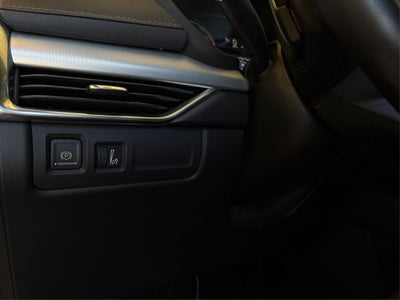 2021 Cadillac XT4 Premium Luxury