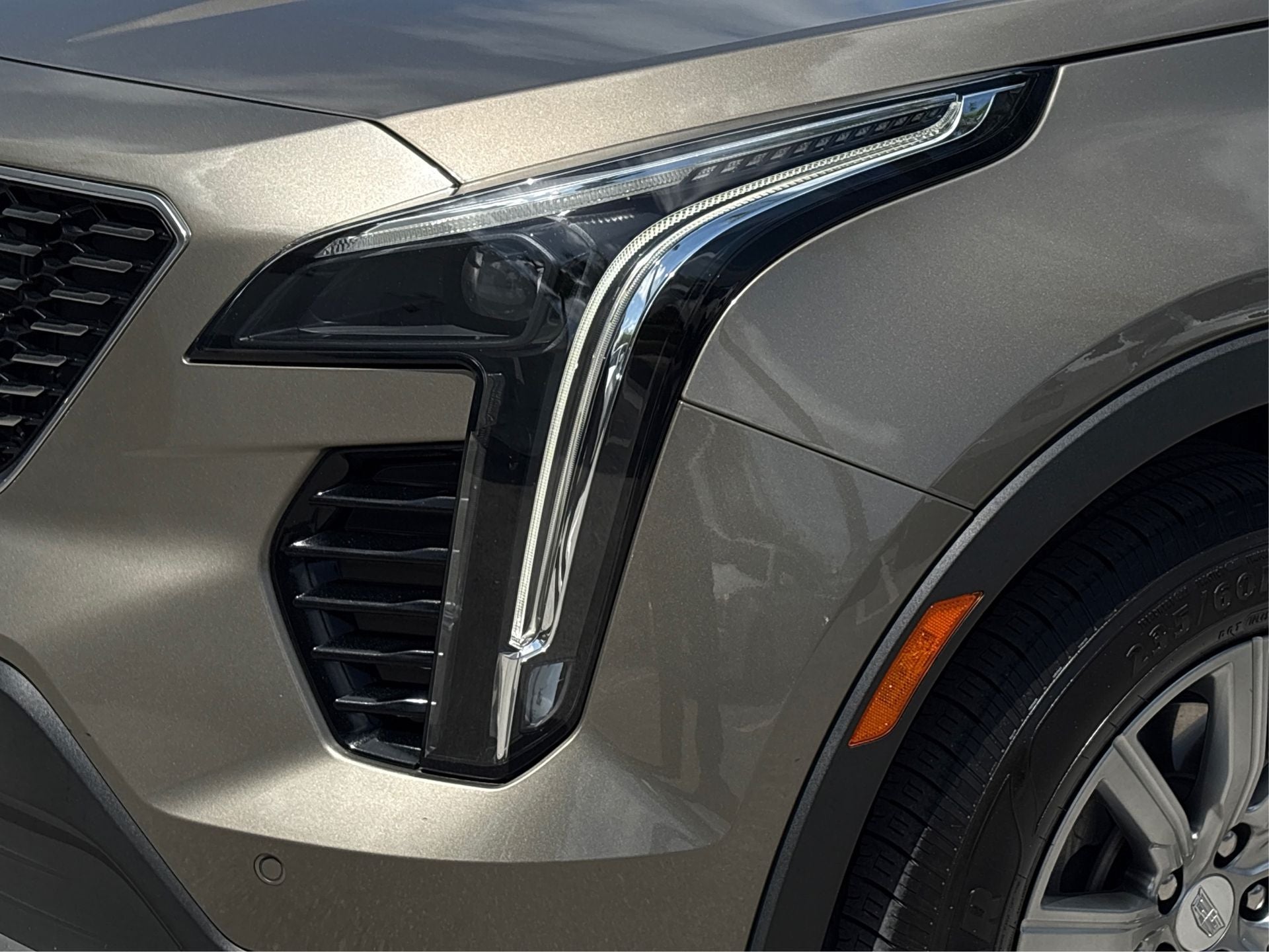 2020 Cadillac XT4 Premium Luxury