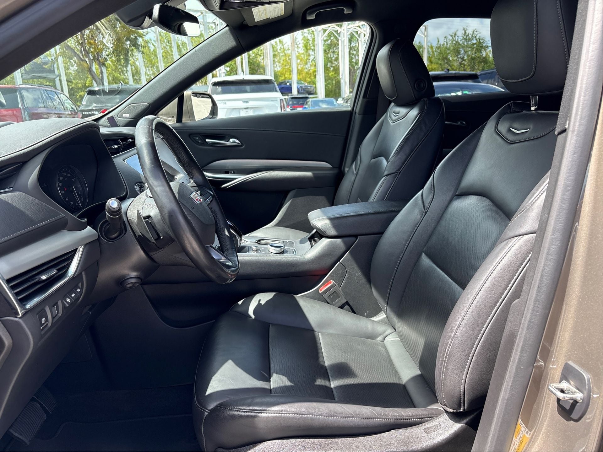 2020 Cadillac XT4 Premium Luxury