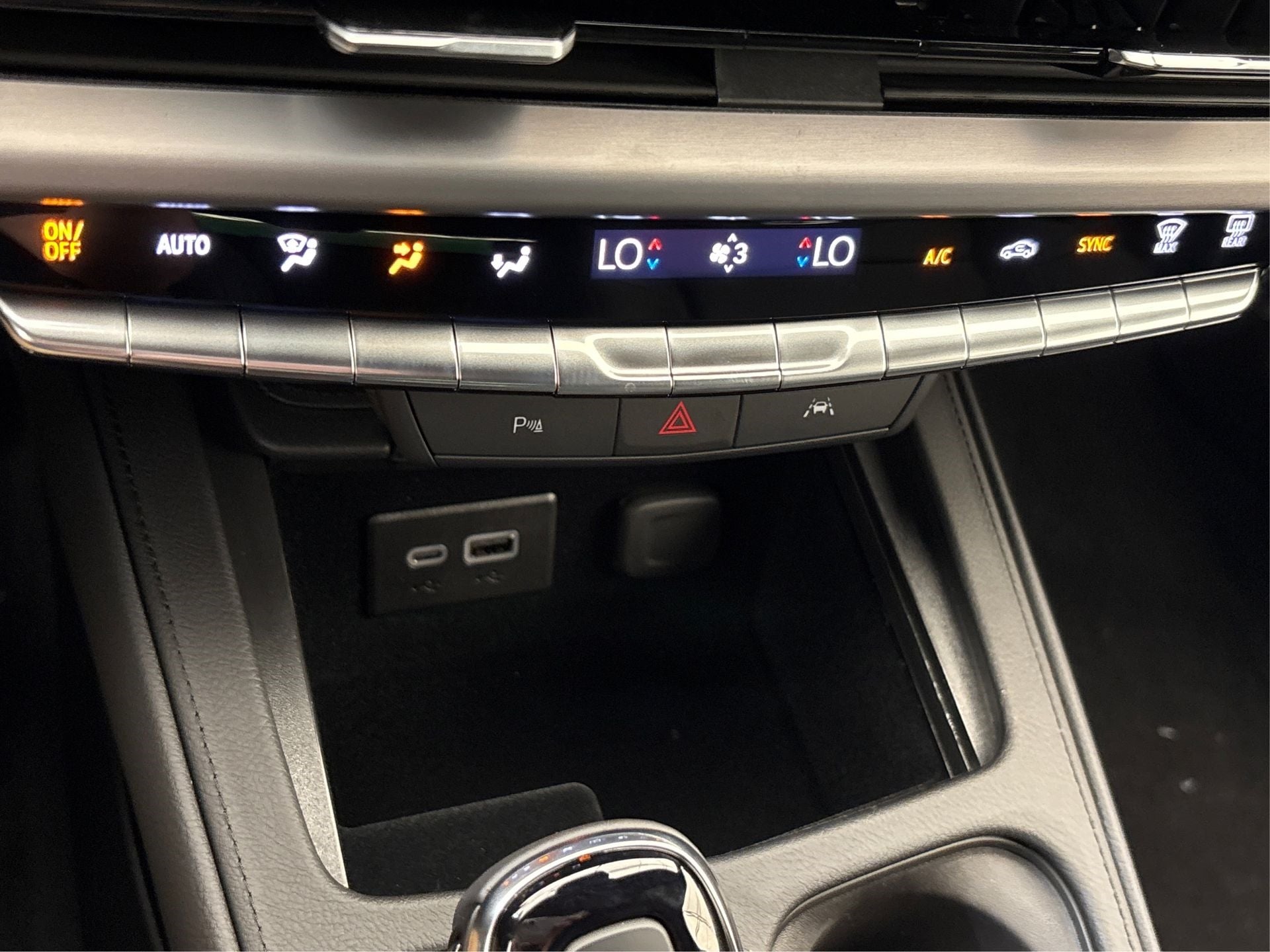 2025 Cadillac XT4 Sport