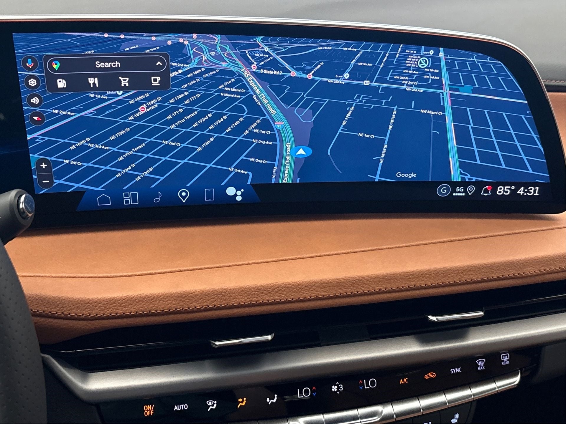 2025 Cadillac XT4 Sport