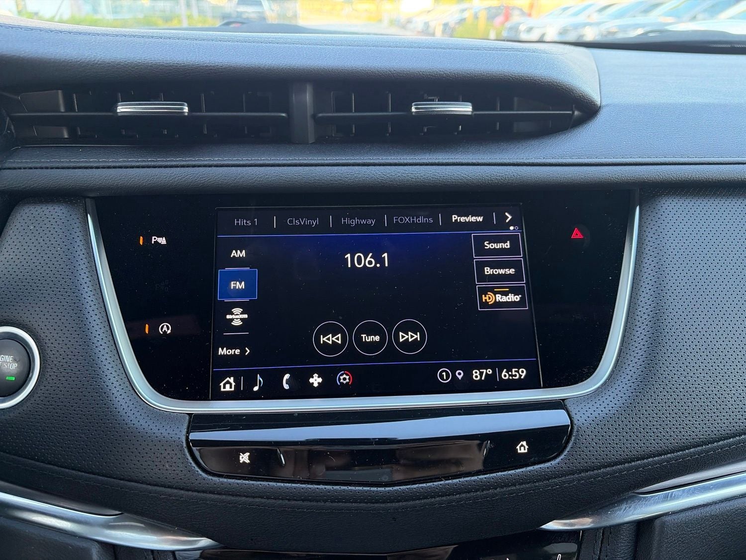 2023 Cadillac XT5 Luxury