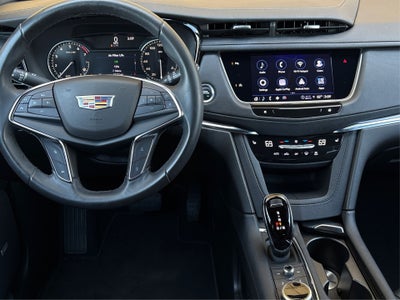 2023 Cadillac XT5 Luxury