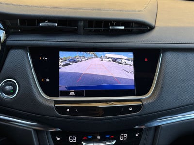 2023 Cadillac XT5 Luxury