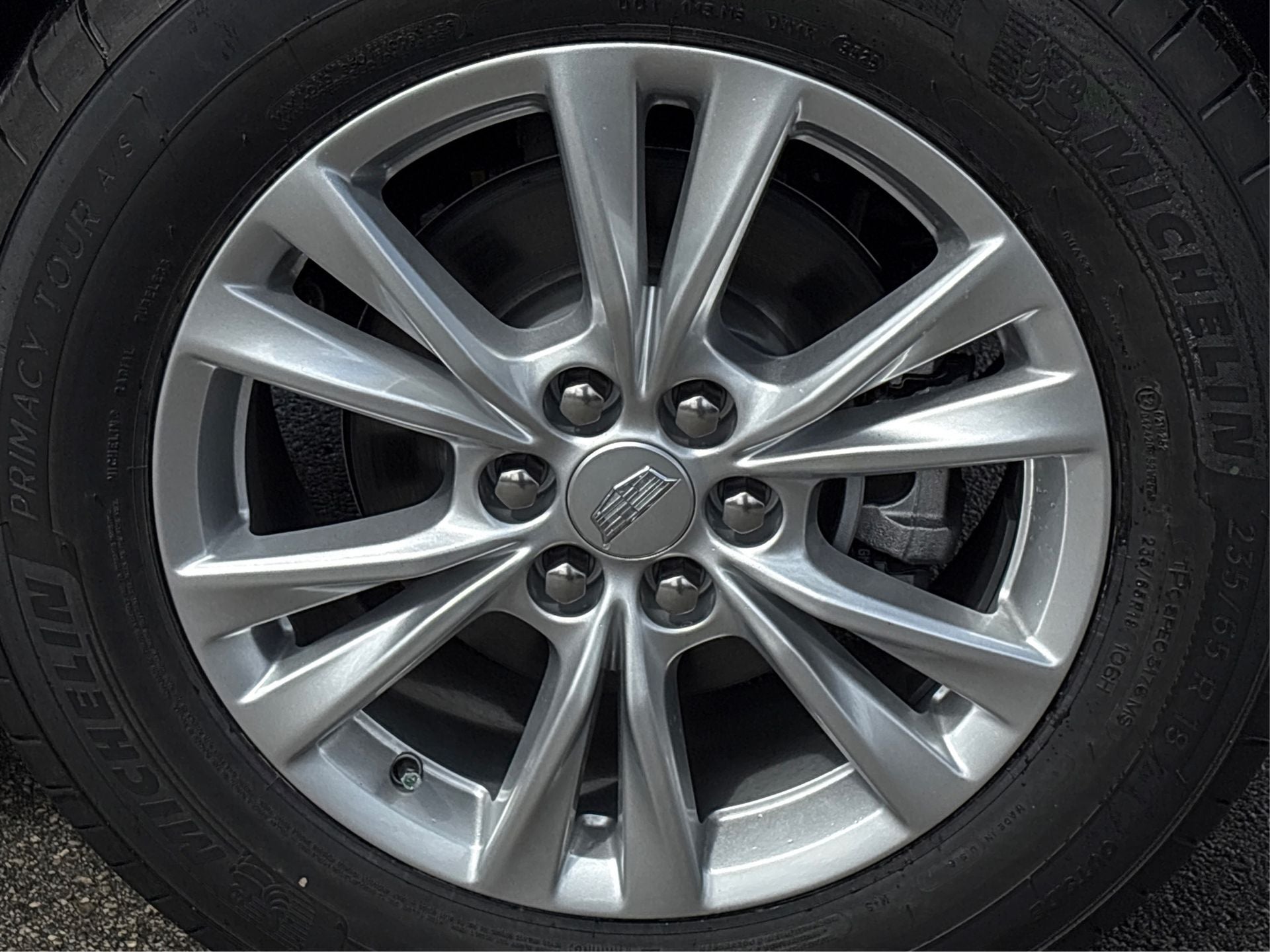 2026 Cadillac XT5 Luxury