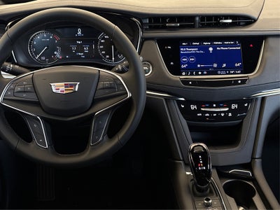 2026 Cadillac XT5 Luxury