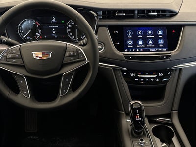 2026 Cadillac XT5 Luxury