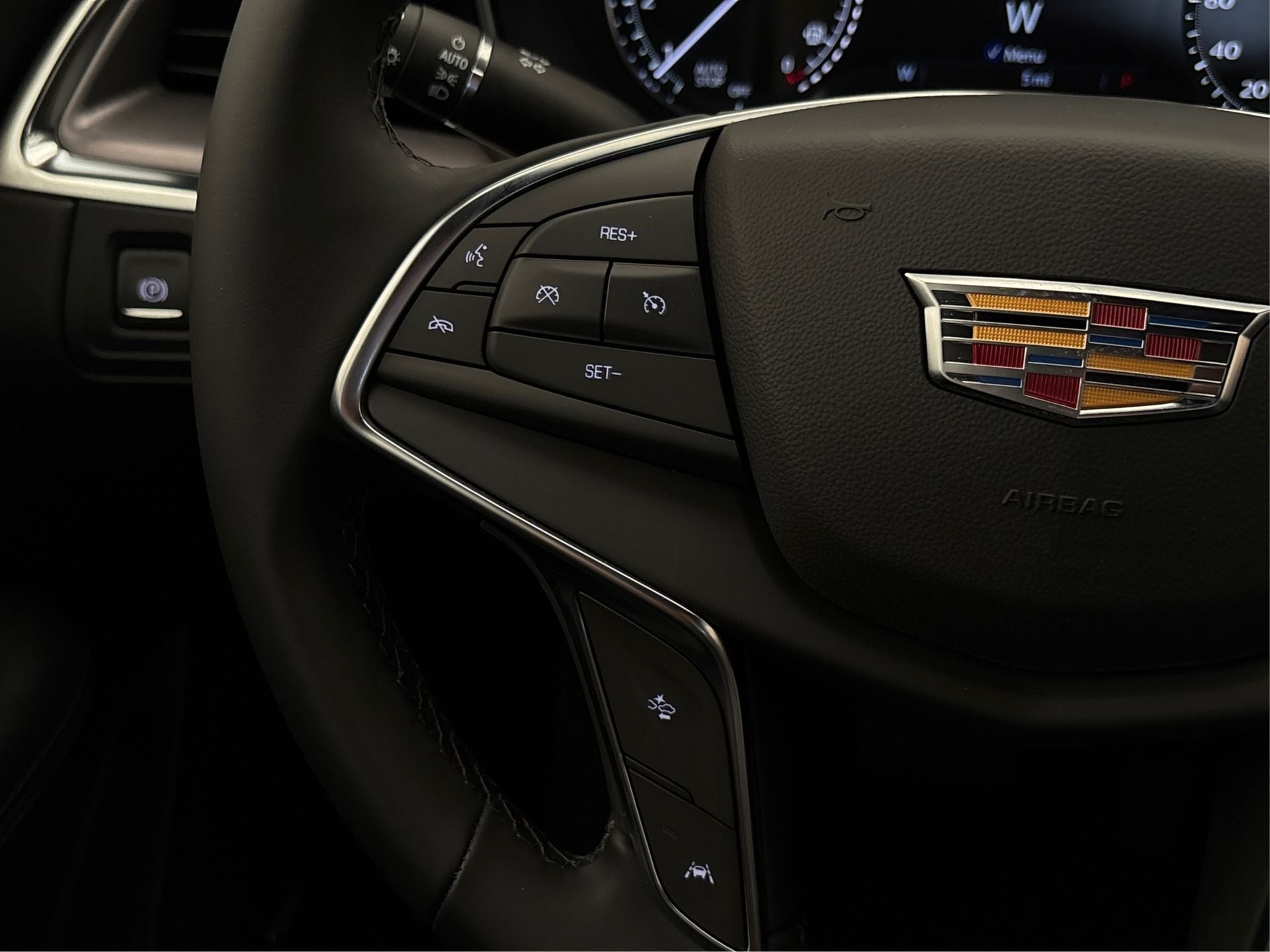 2026 Cadillac XT5 Luxury