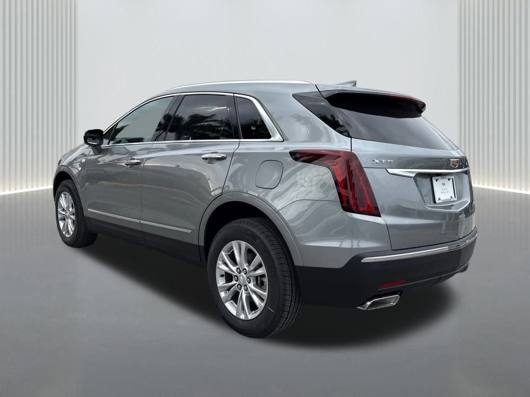 2026 Cadillac XT5 Luxury