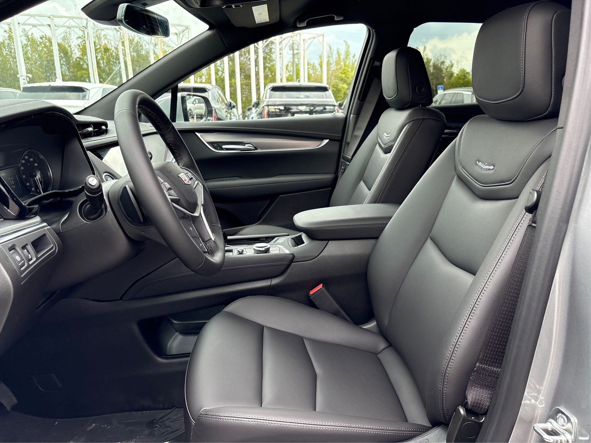 2026 Cadillac XT5 Luxury