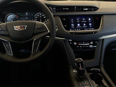 2026 Cadillac XT5 Luxury