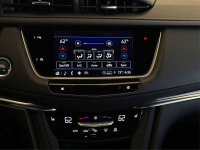 2026 Cadillac XT5 Luxury