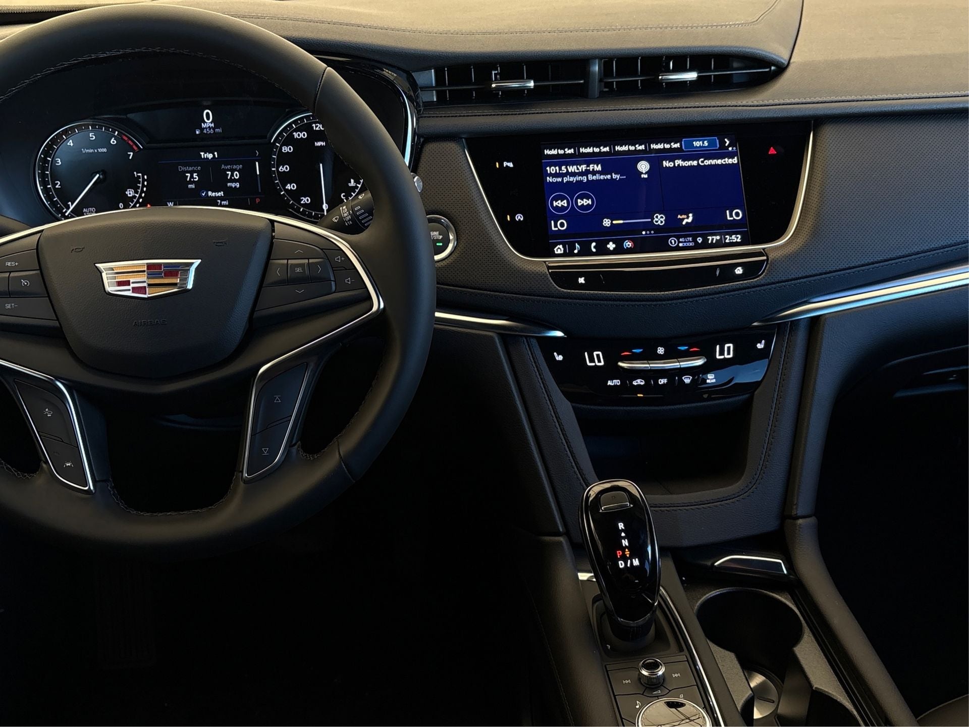 2026 Cadillac XT5 Luxury