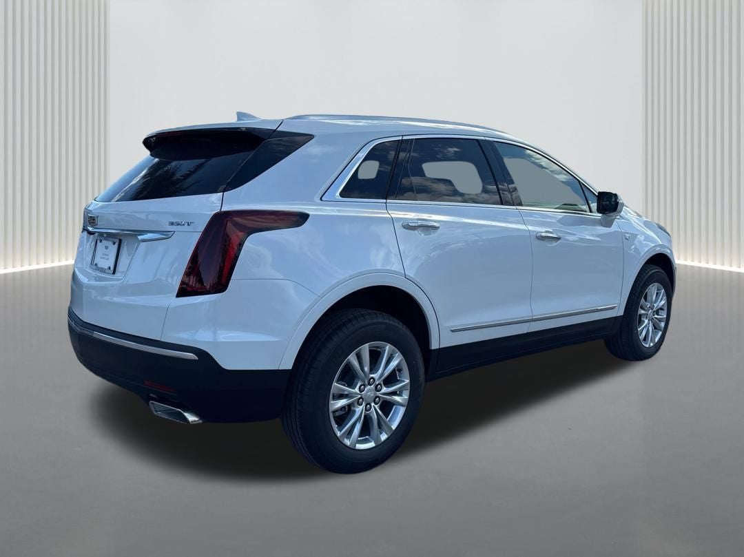 2026 Cadillac XT5 Luxury