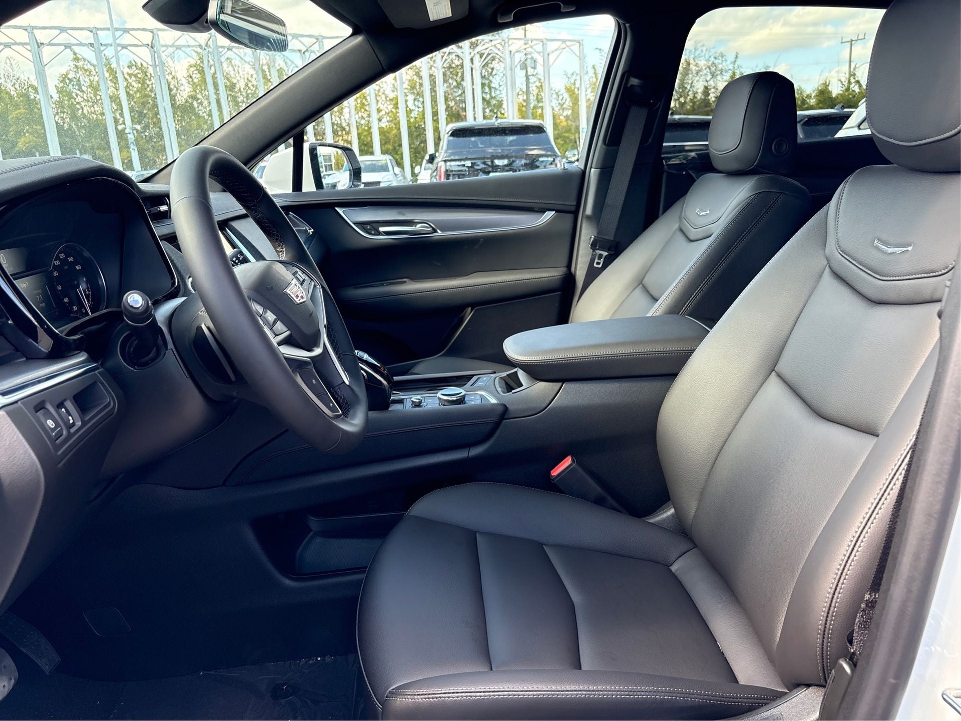 2026 Cadillac XT5 Luxury