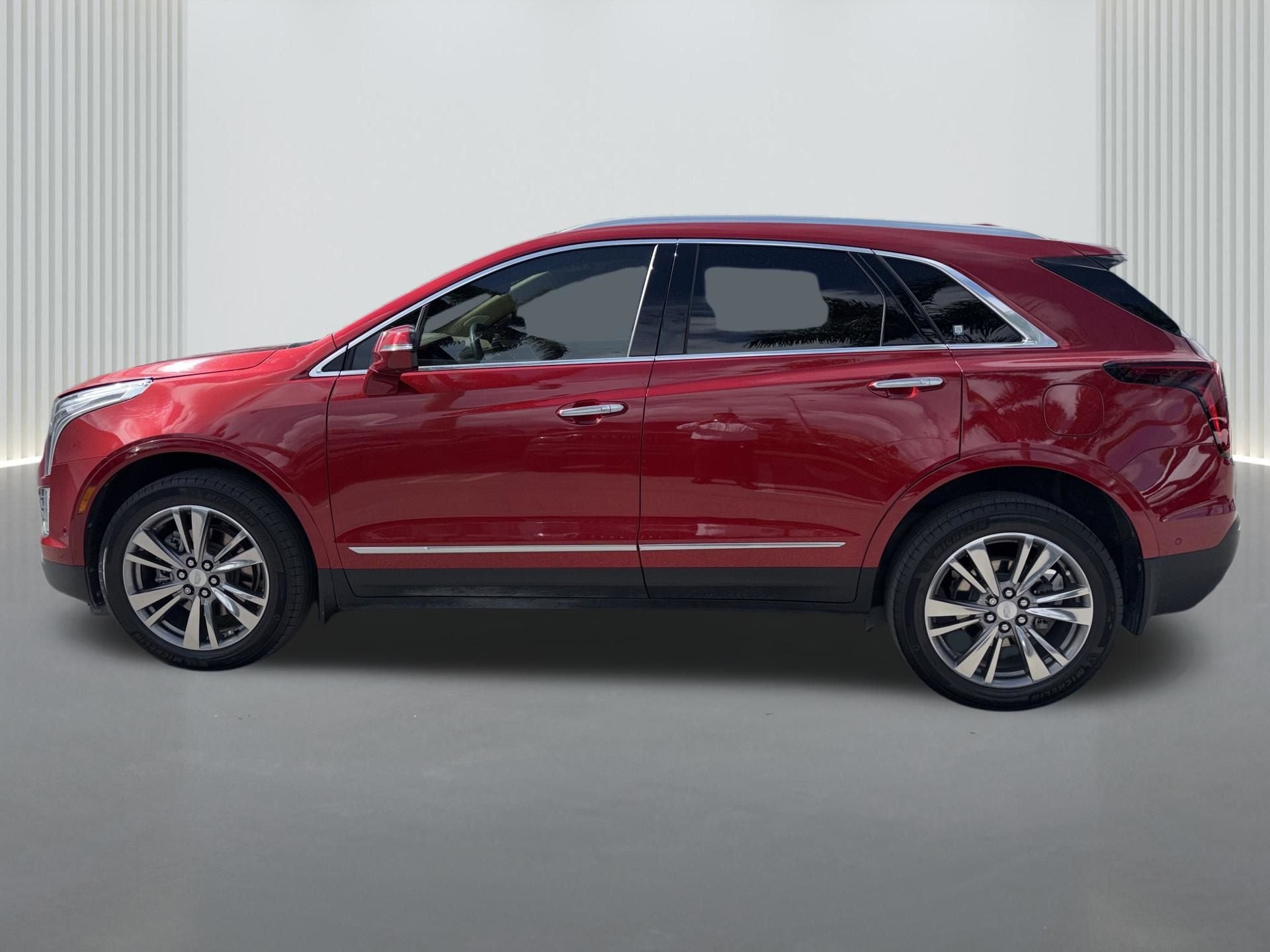 2021 Cadillac XT5 Premium Luxury