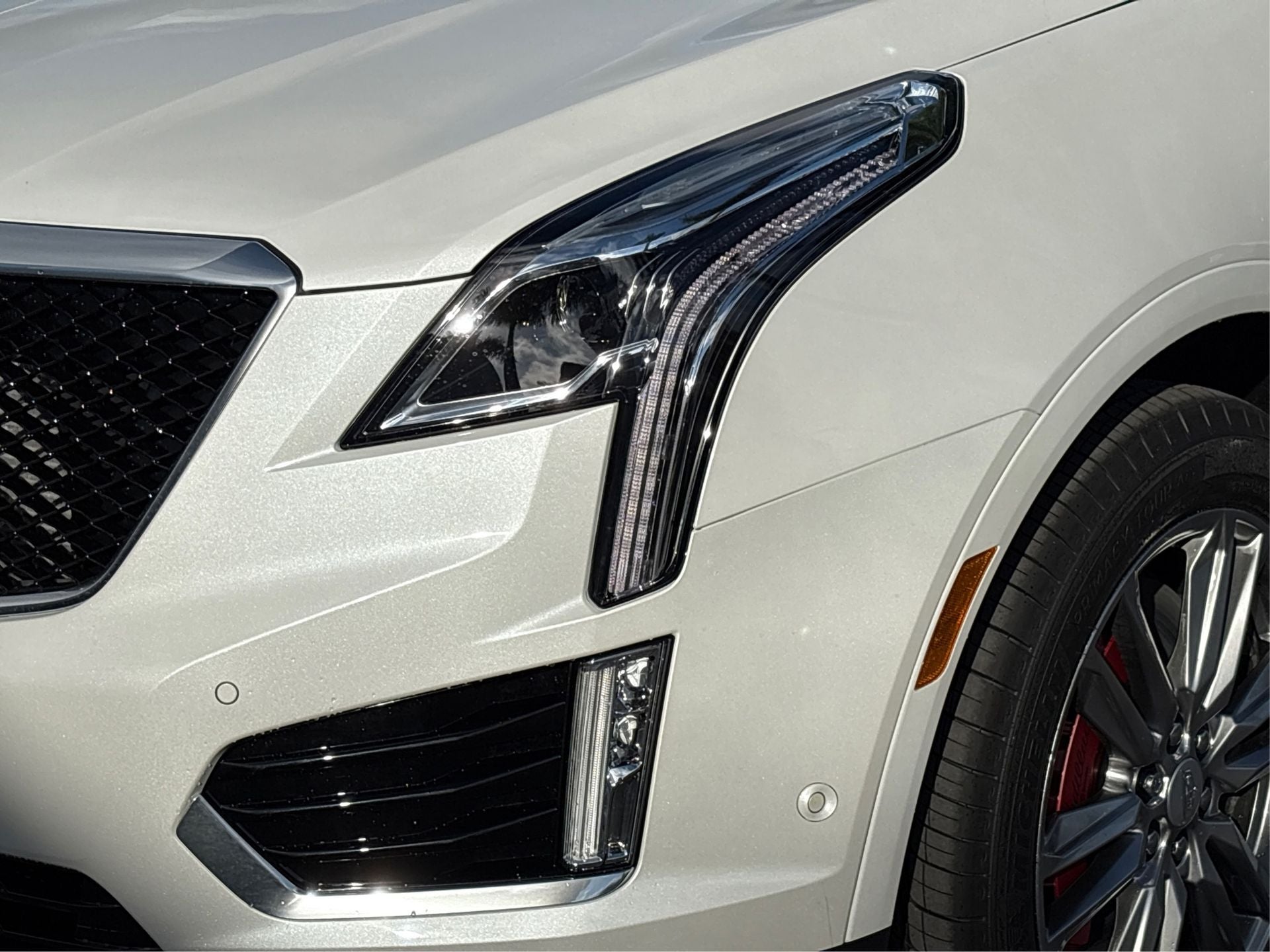 2026 Cadillac XT5 Sport