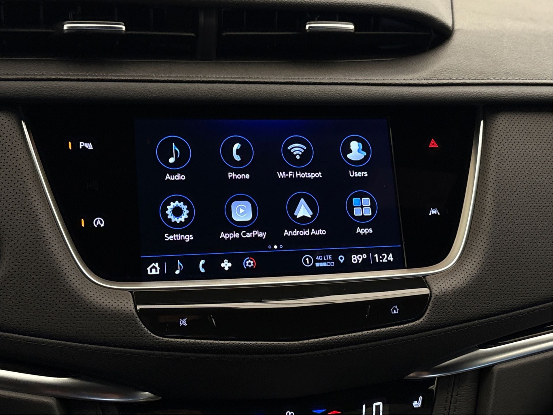 2025 Cadillac XT6 Luxury