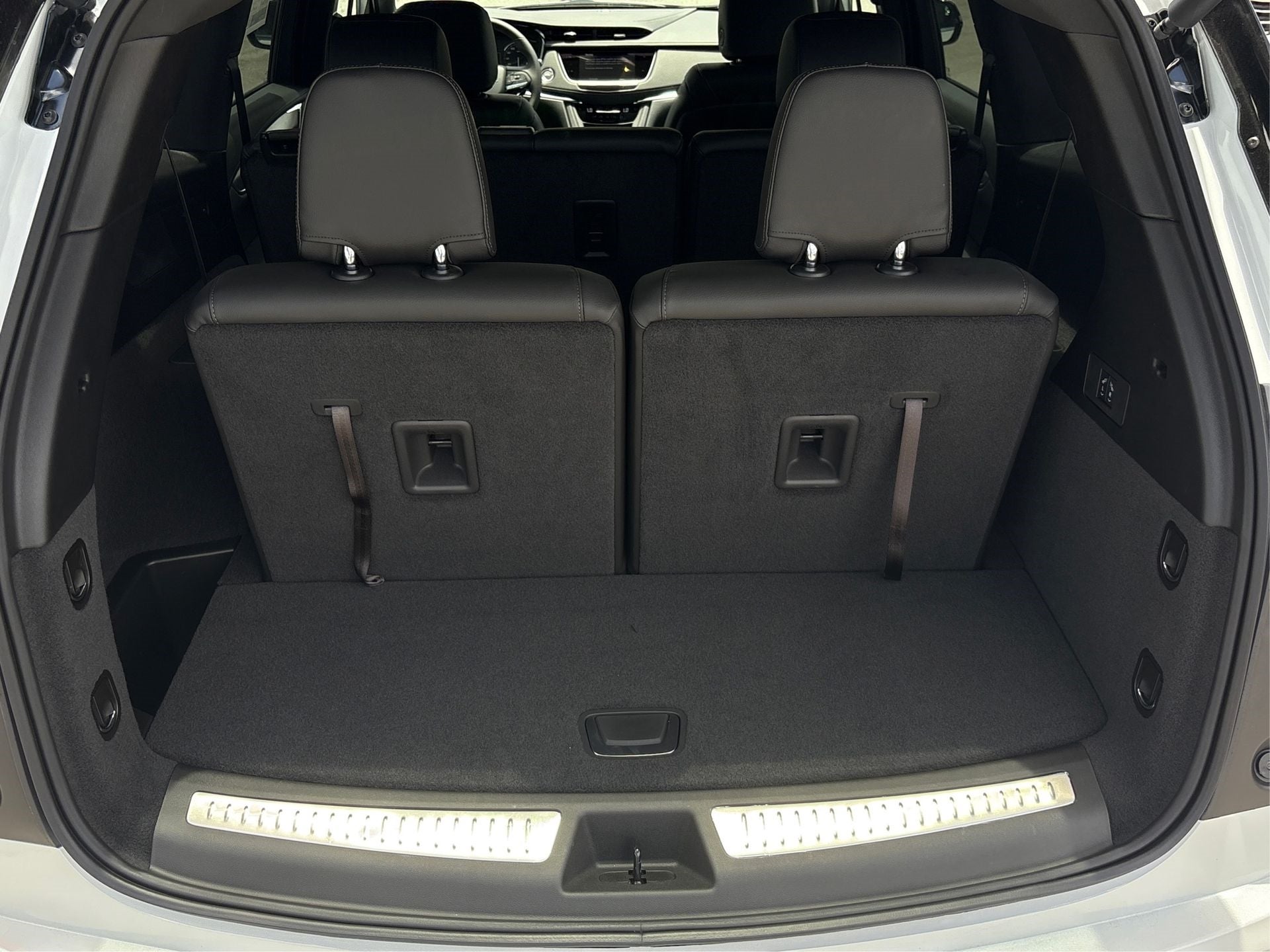 2025 Cadillac XT6 Luxury