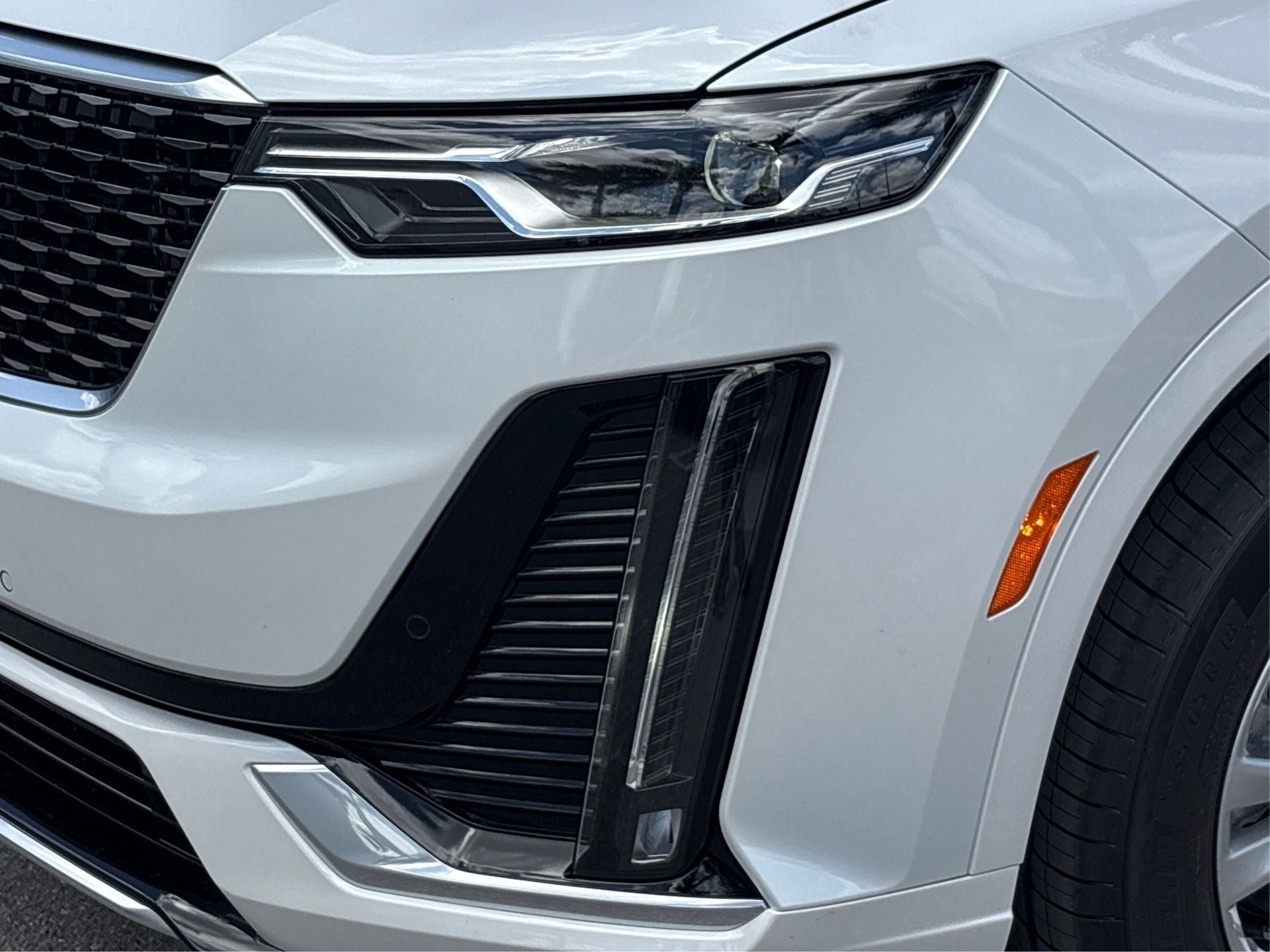 2025 Cadillac XT6 Luxury