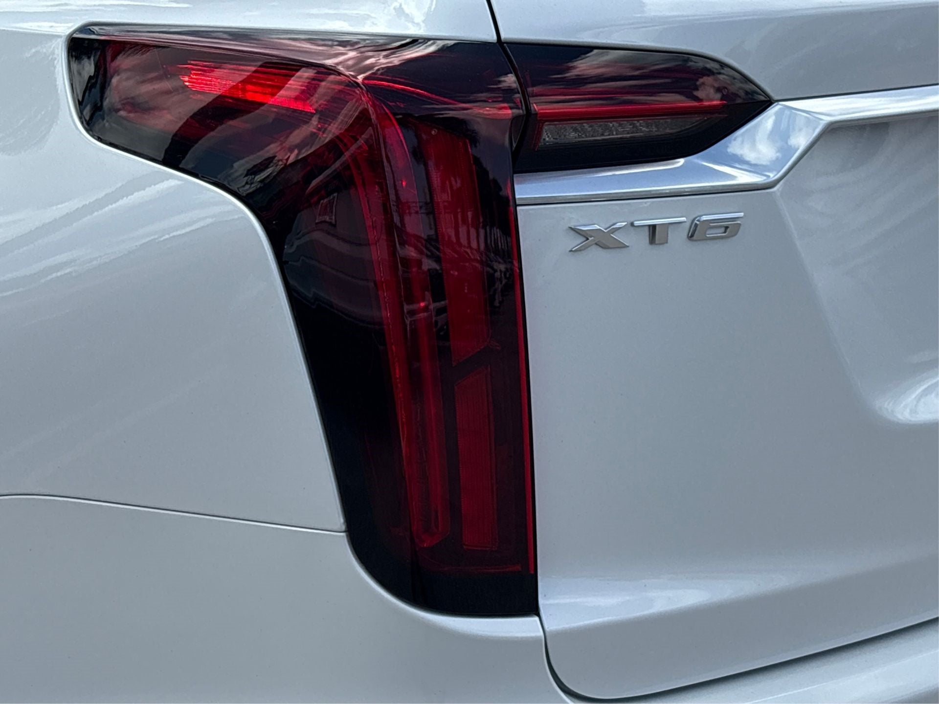 2025 Cadillac XT6 Luxury