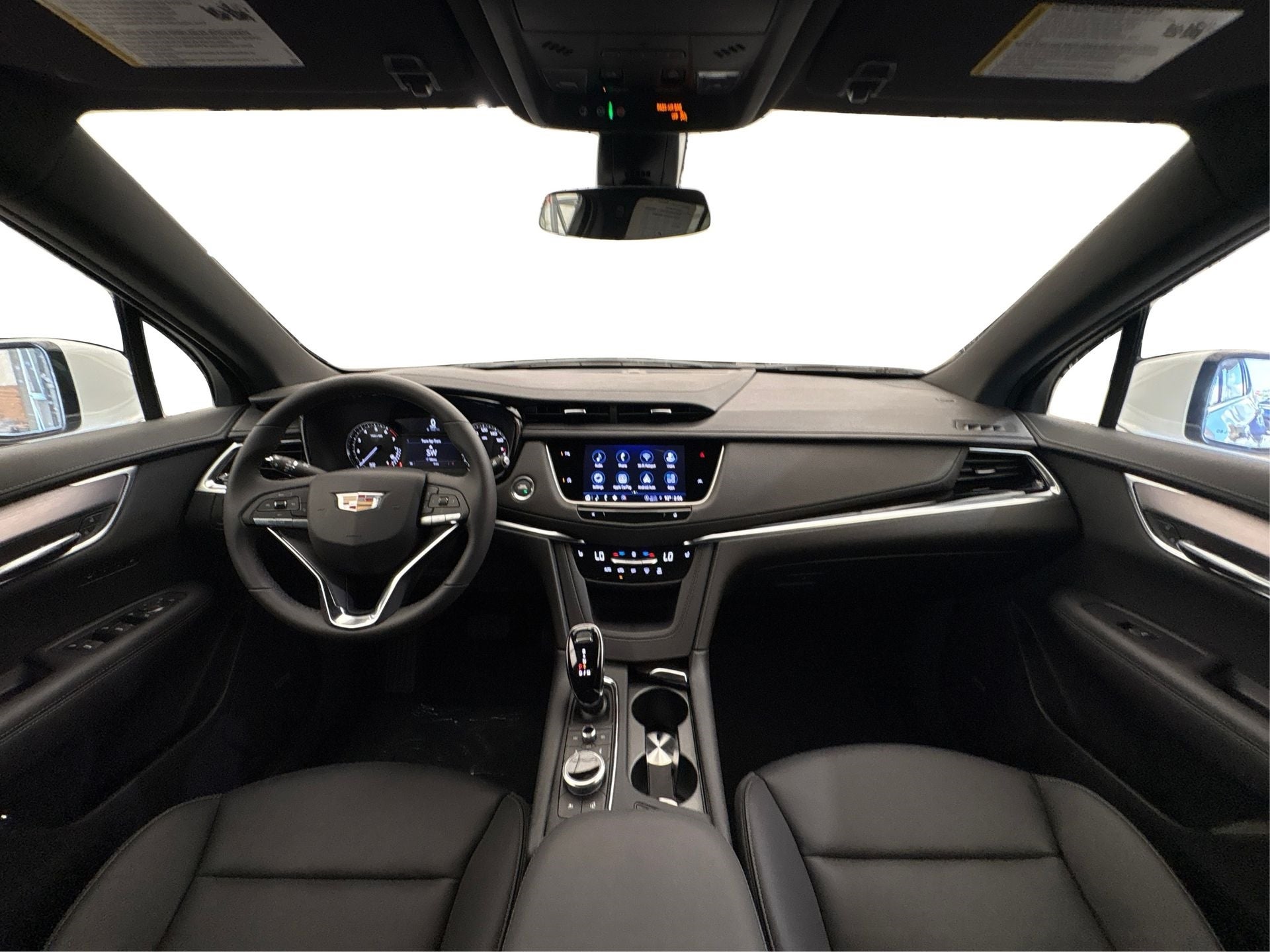 2025 Cadillac XT6 Luxury