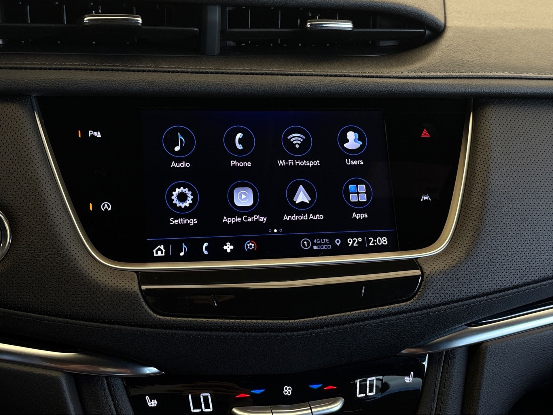 2025 Cadillac XT6 Luxury