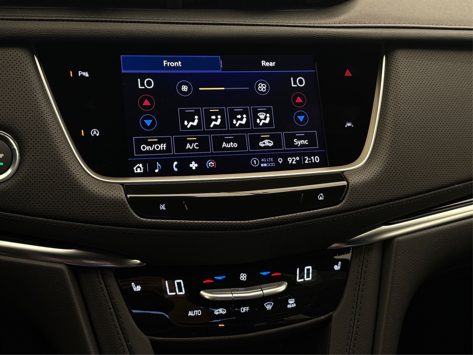 2025 Cadillac XT6 Luxury