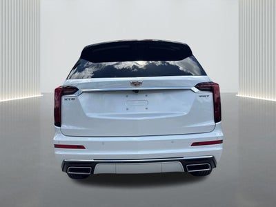 2025 Cadillac XT6 Luxury