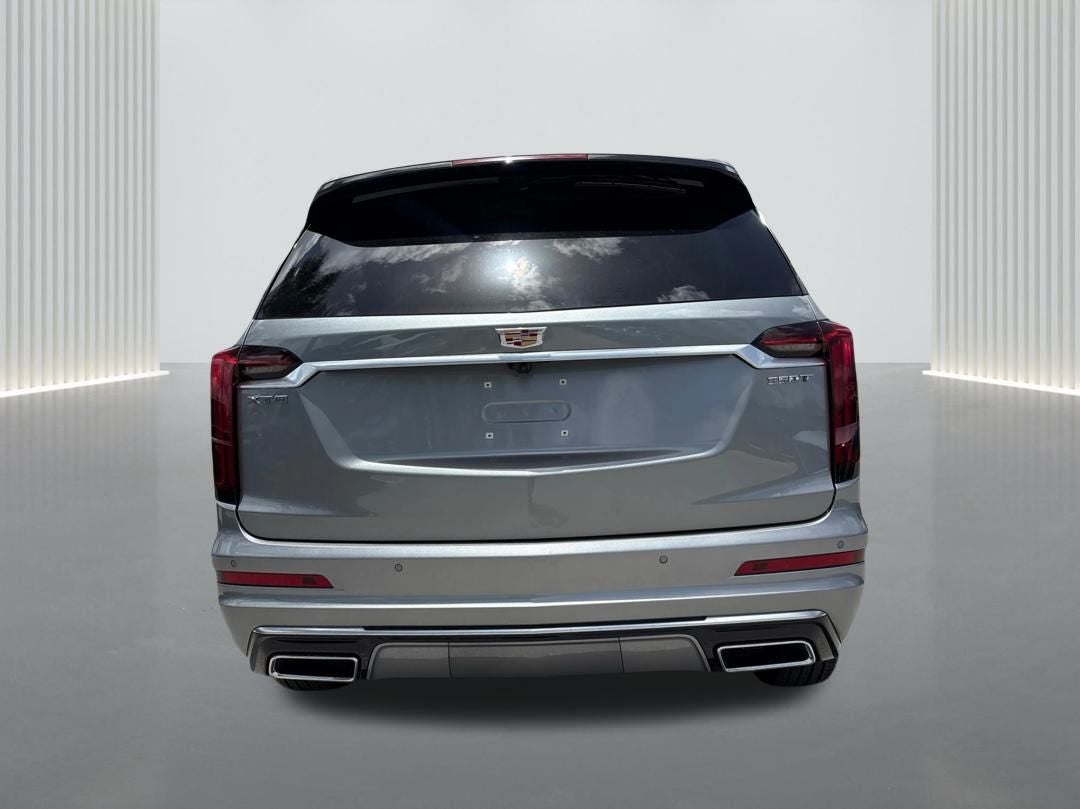 2025 Cadillac XT6 Luxury