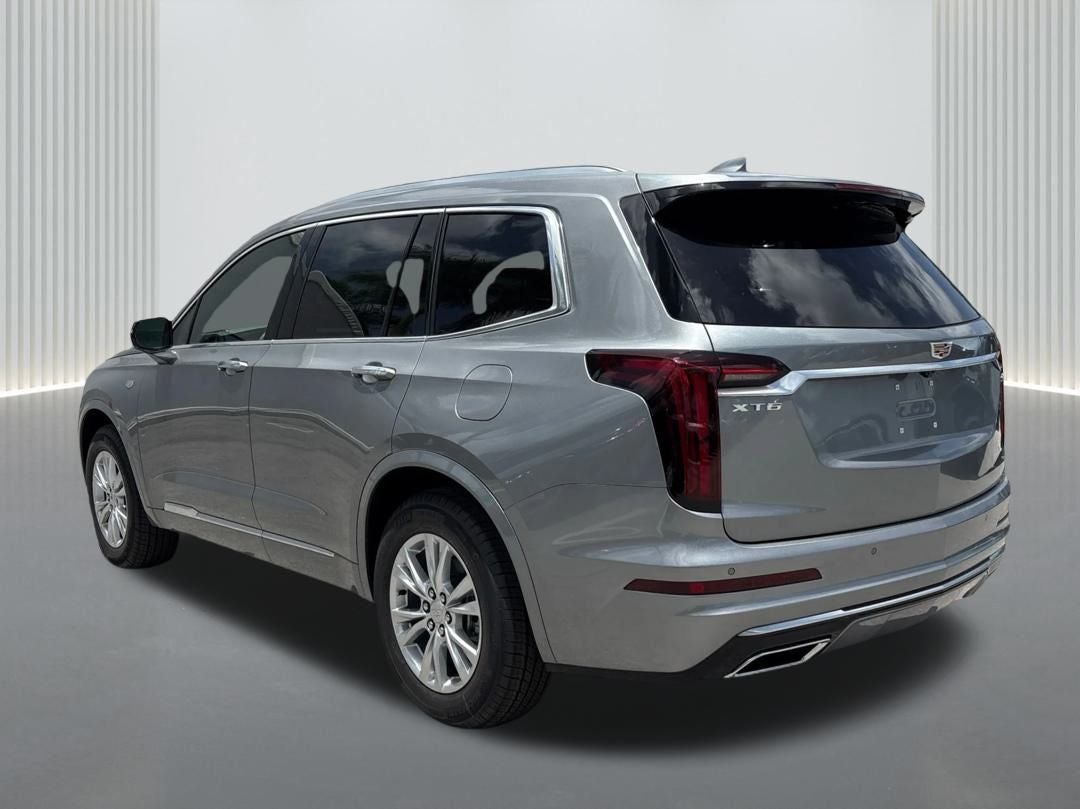 2025 Cadillac XT6 Luxury