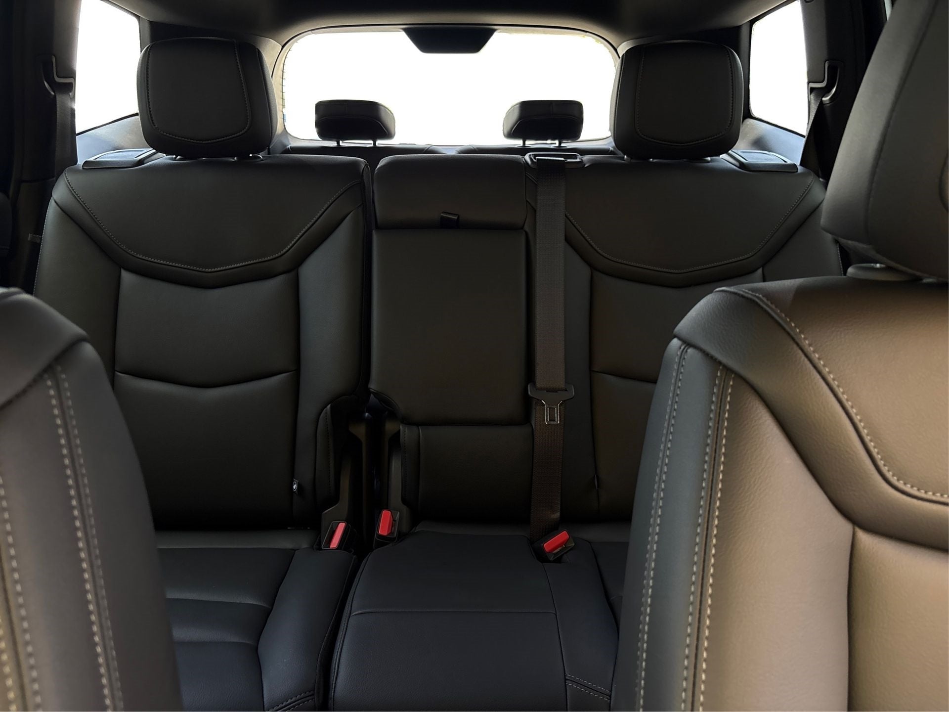 2025 Cadillac XT6 Luxury