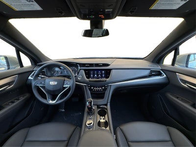 2025 Cadillac XT6 Luxury