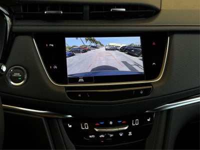 2025 Cadillac XT6 Luxury